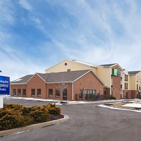 Holiday Inn Express Hotel & Suites Cleveland-Streetsboro By Ihg Exterior photo